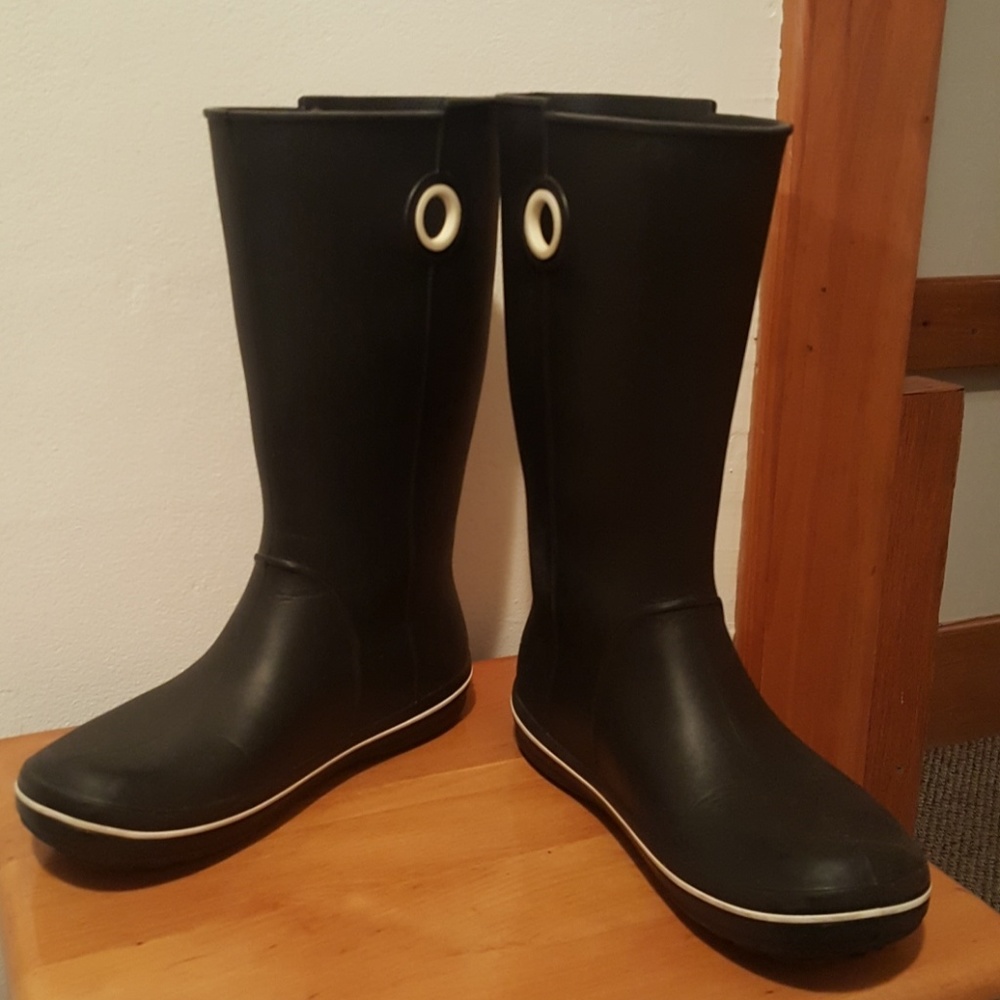 Crocs boots
